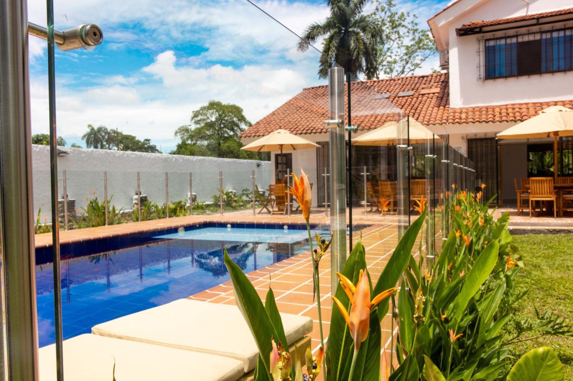 Doral House Villavicencio Bavaria Exterior photo